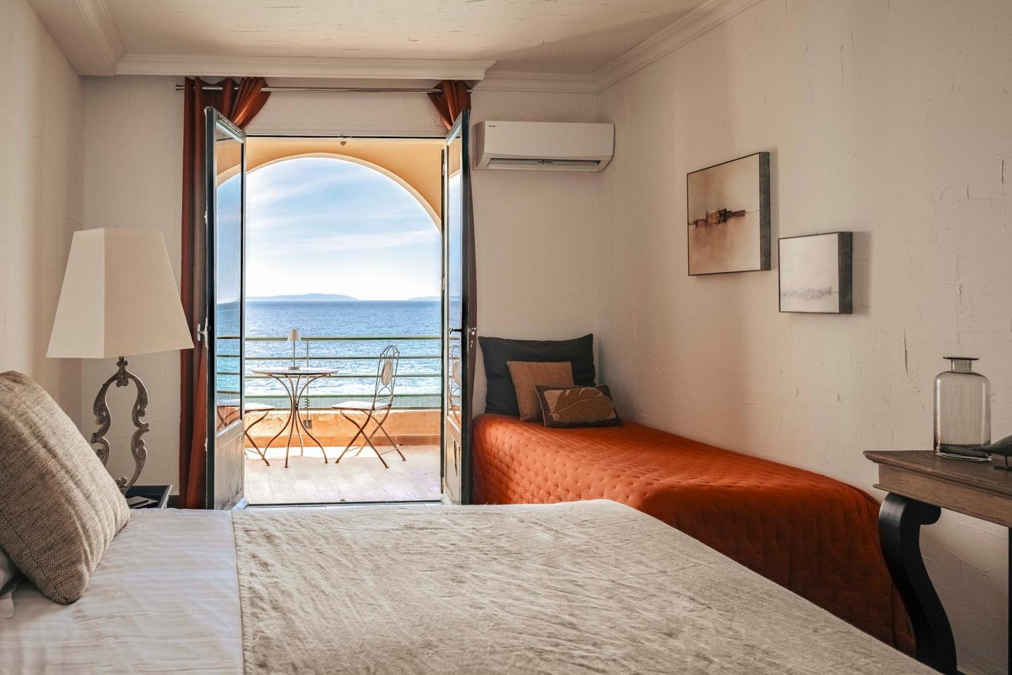 Surplage Hotel Cavaliere Le Lavandou Ngoại thất bức ảnh
