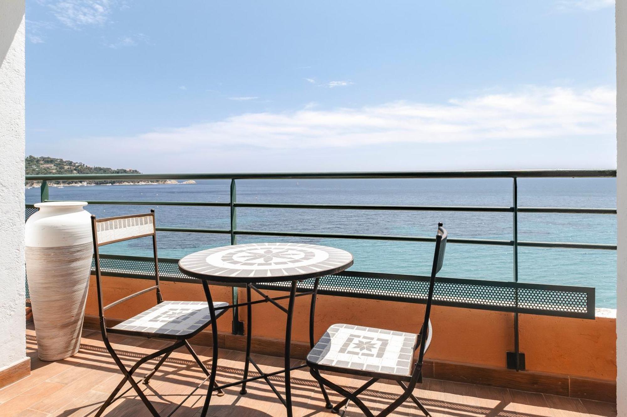 Surplage Hotel Cavaliere Le Lavandou Ngoại thất bức ảnh
